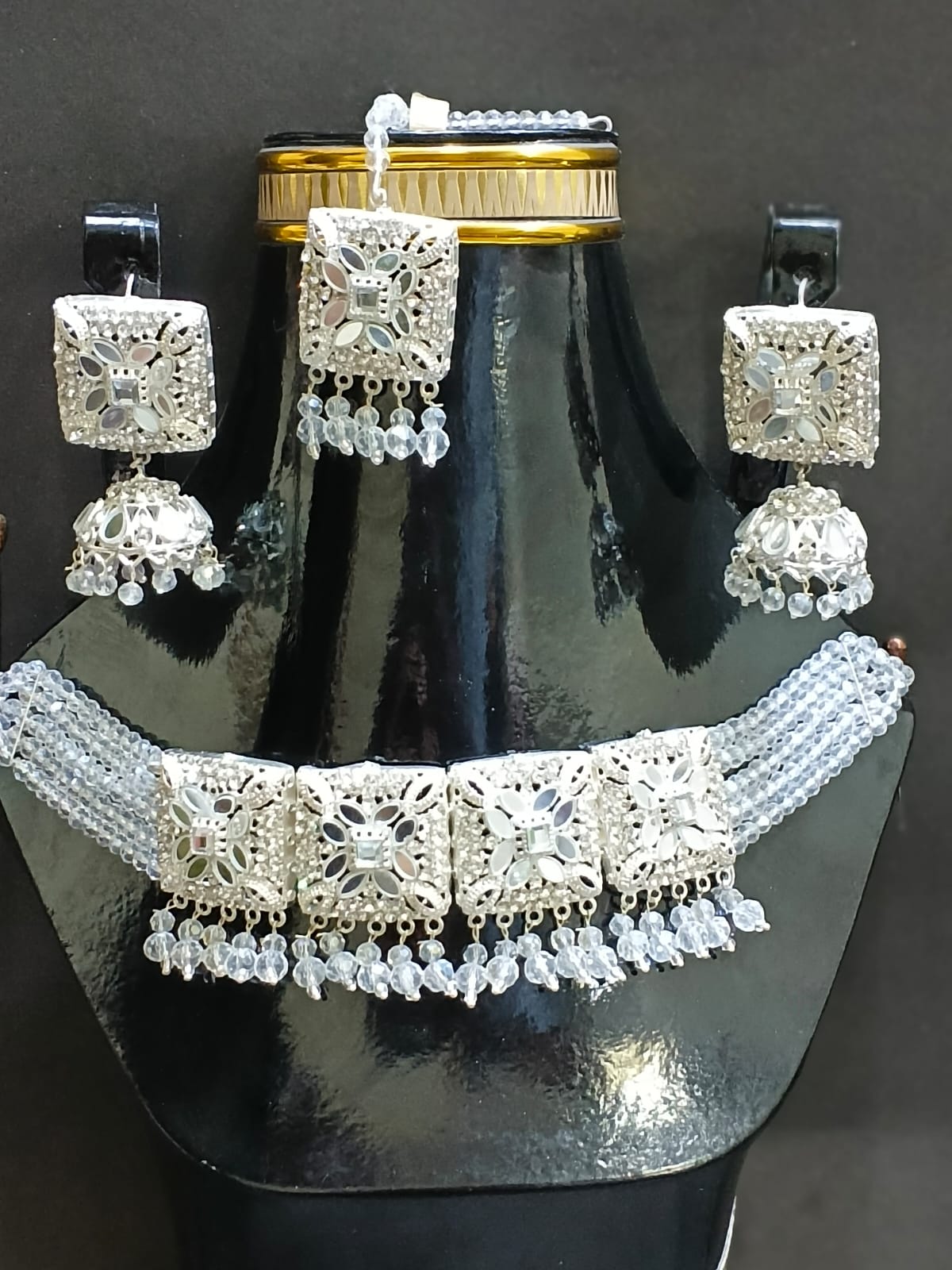 ✨ “Har Outfit Ka Perfect Match – Zauqaaf Jewellery”